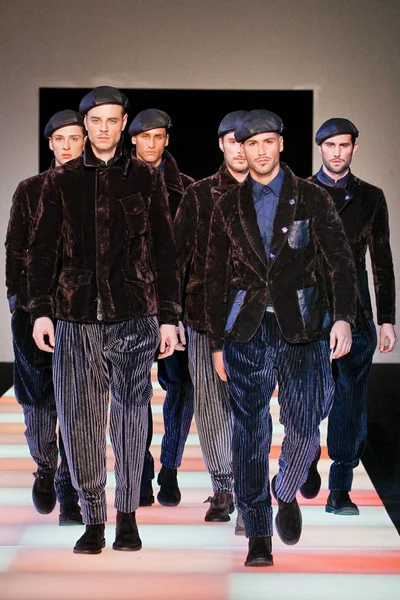 Look 43